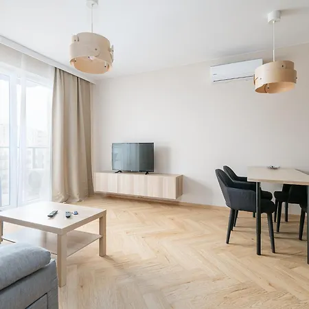 Rentplanet - Lutomierska Apartment *